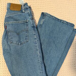 Levi’s Premium 70s High Flare Jeans - Size 25